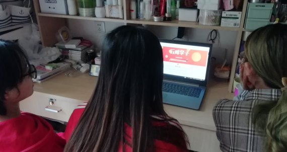 图片2.png 图片2.png